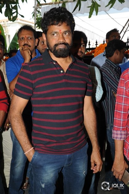 Yevado-Okadu-Movie-Opening